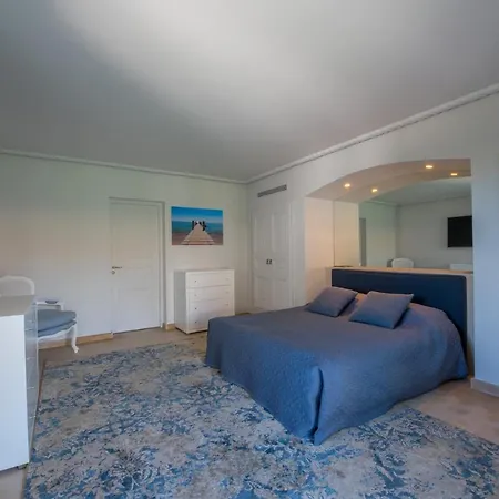 Bed & Breakfast Great Wil Big Garden, Private Pool And Sea View Saint-Tropez