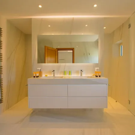 Great Wil Big Garden, Private Pool And Sea View