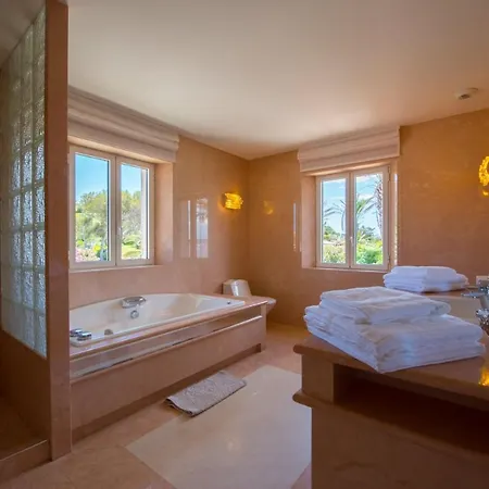 Great Wil Big Garden, Private Pool And Sea View *
