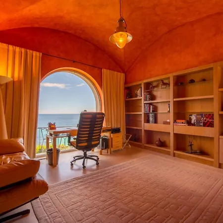 Great Wil Big Garden, Private Pool And Sea View